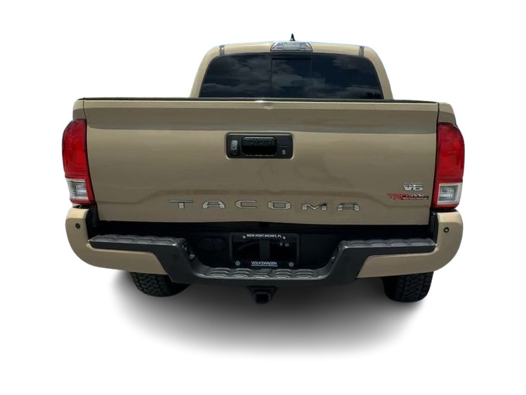Thumbnail: 2017 Toyota Tacoma - 5