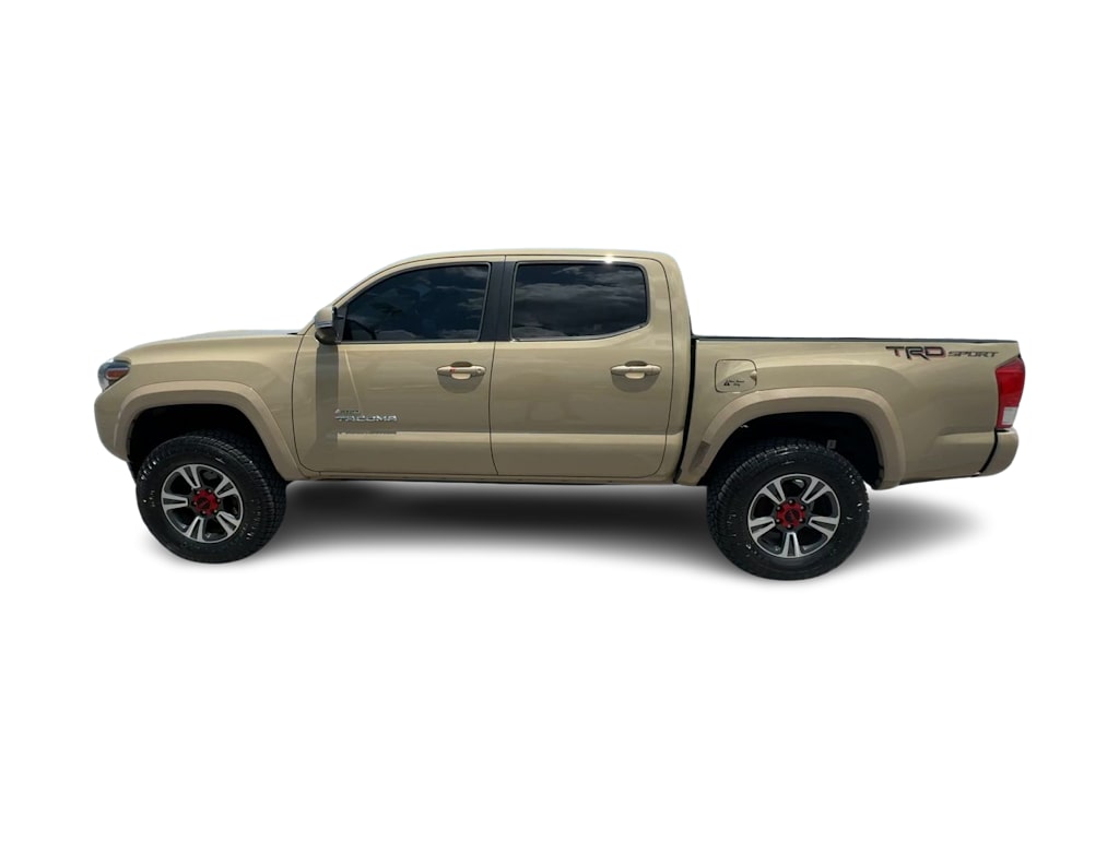 Thumbnail: 2017 Toyota Tacoma - 16