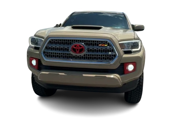 Thumbnail: 2017 Toyota Tacoma - 6