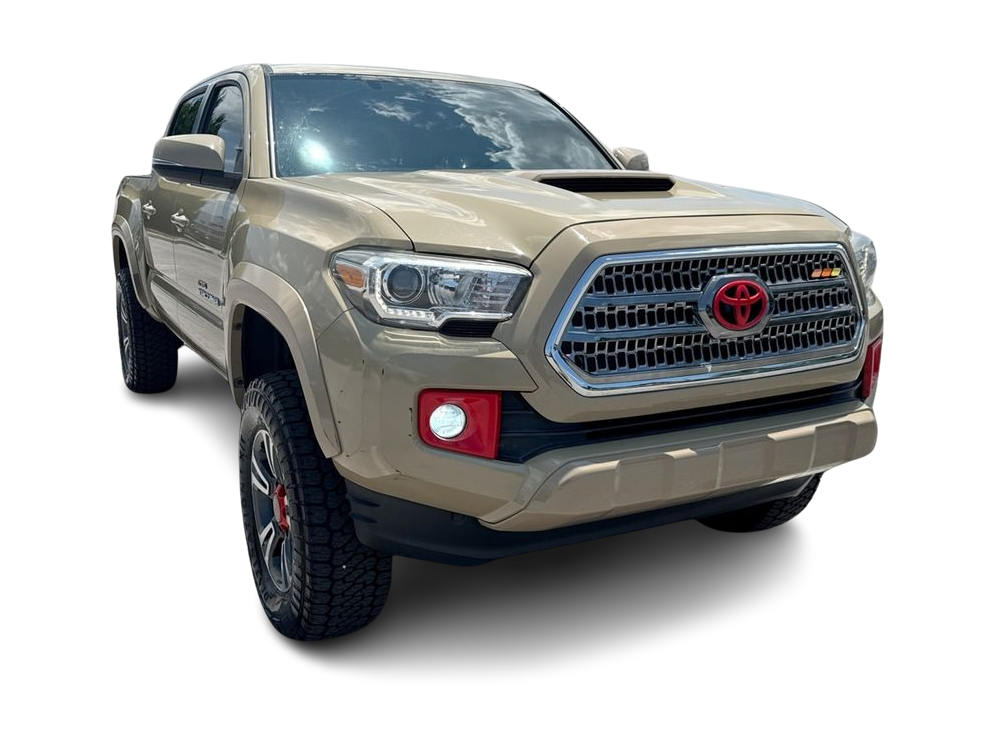 Thumbnail: 2017 Toyota Tacoma - 24