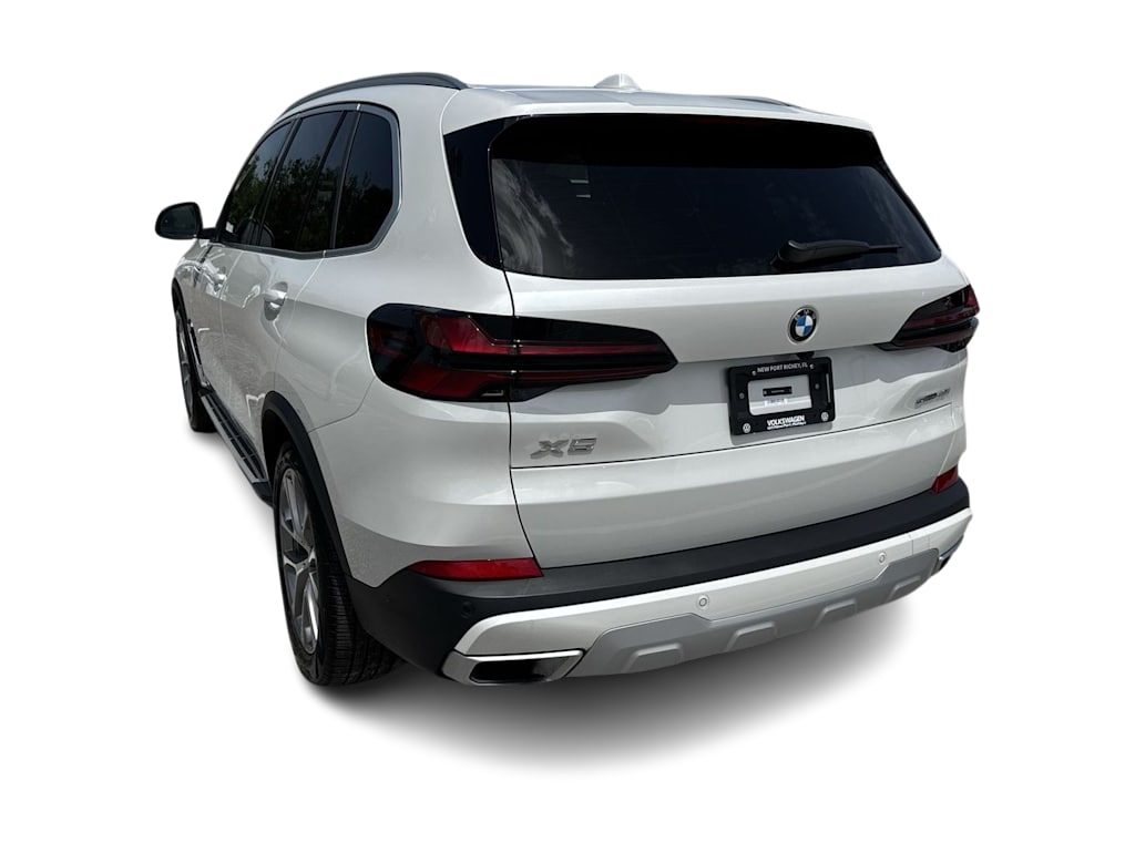 Thumbnail: 2026 BMW X5 - 25