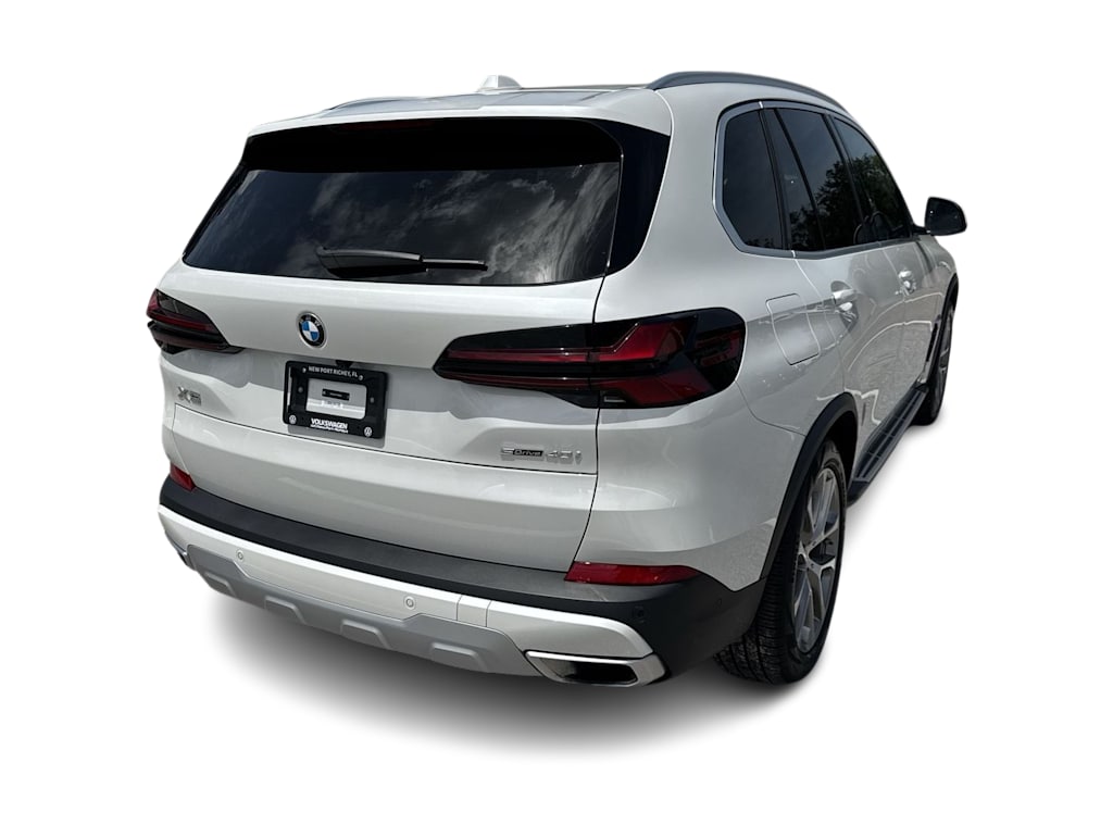 Thumbnail: 2026 BMW X5 - 27