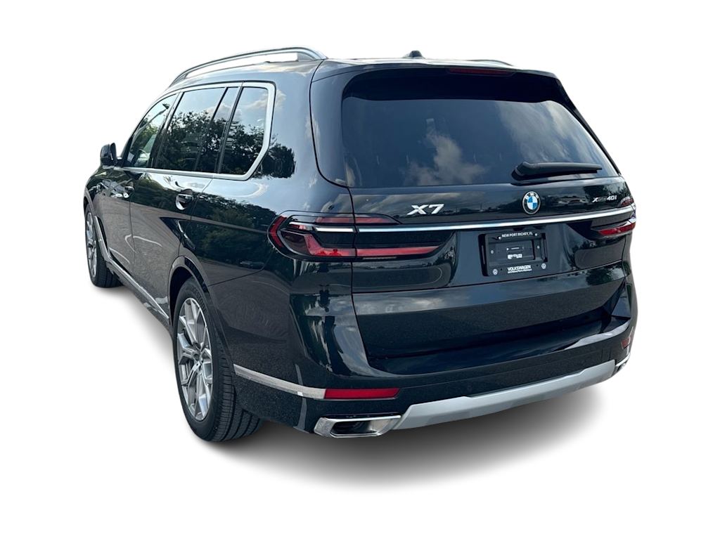 Thumbnail: 2025 BMW X7 - 5