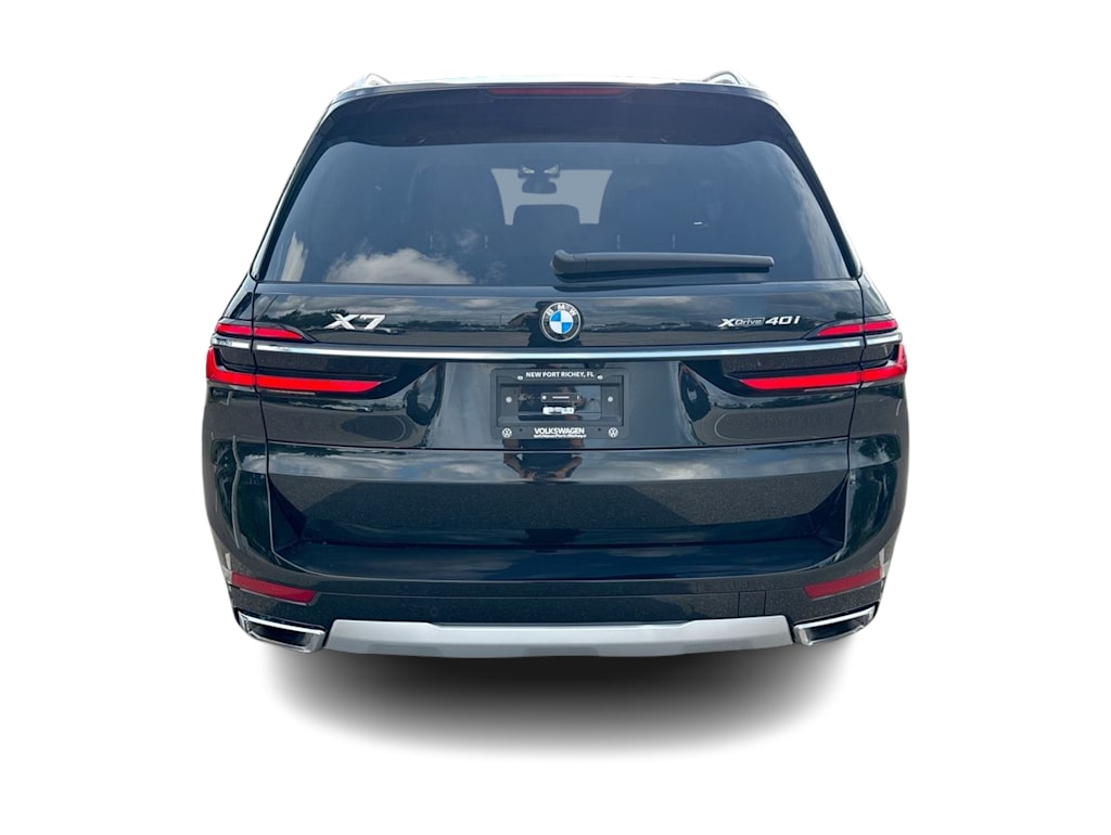 Thumbnail: 2025 BMW X7 - 21