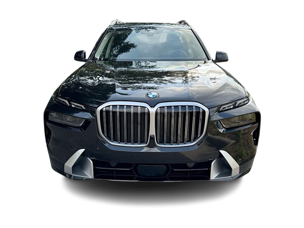 Thumbnail: 2025 BMW X7 - 25