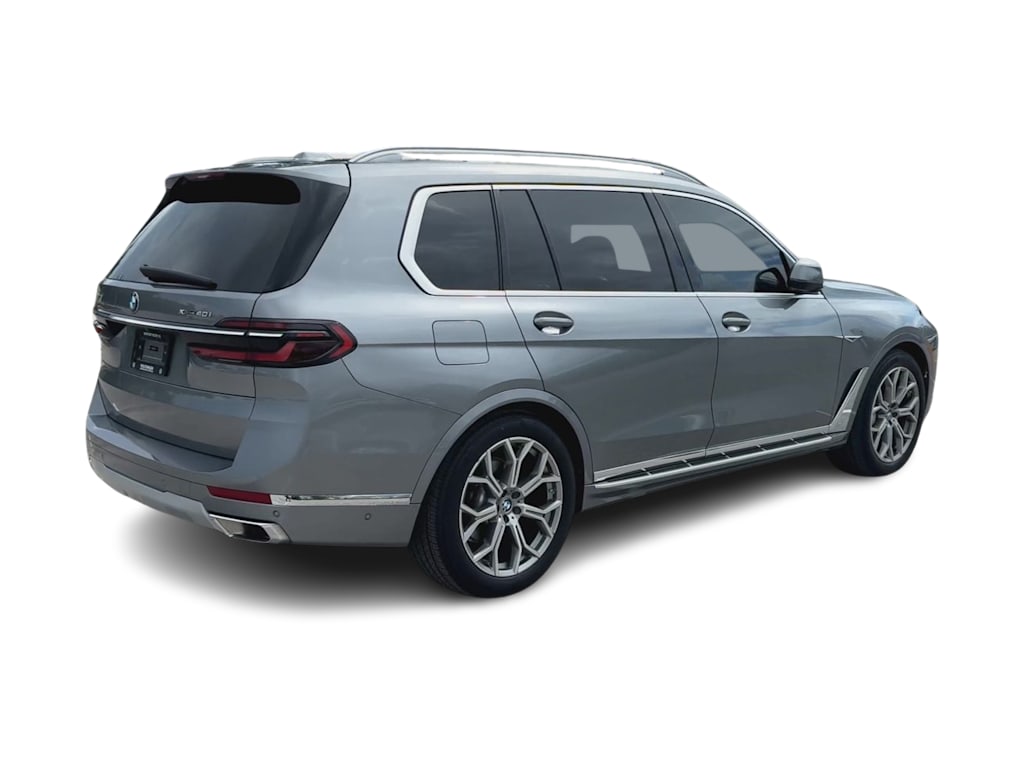 Thumbnail: 2024 BMW X7 - 21