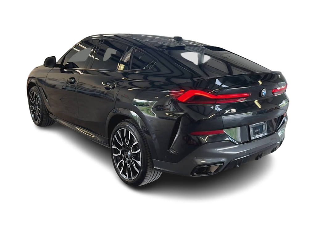 Thumbnail: 2025 BMW X6 - 4