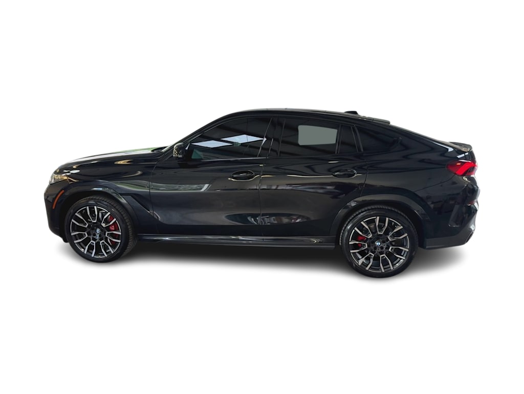 Thumbnail: 2025 BMW X6 - 21