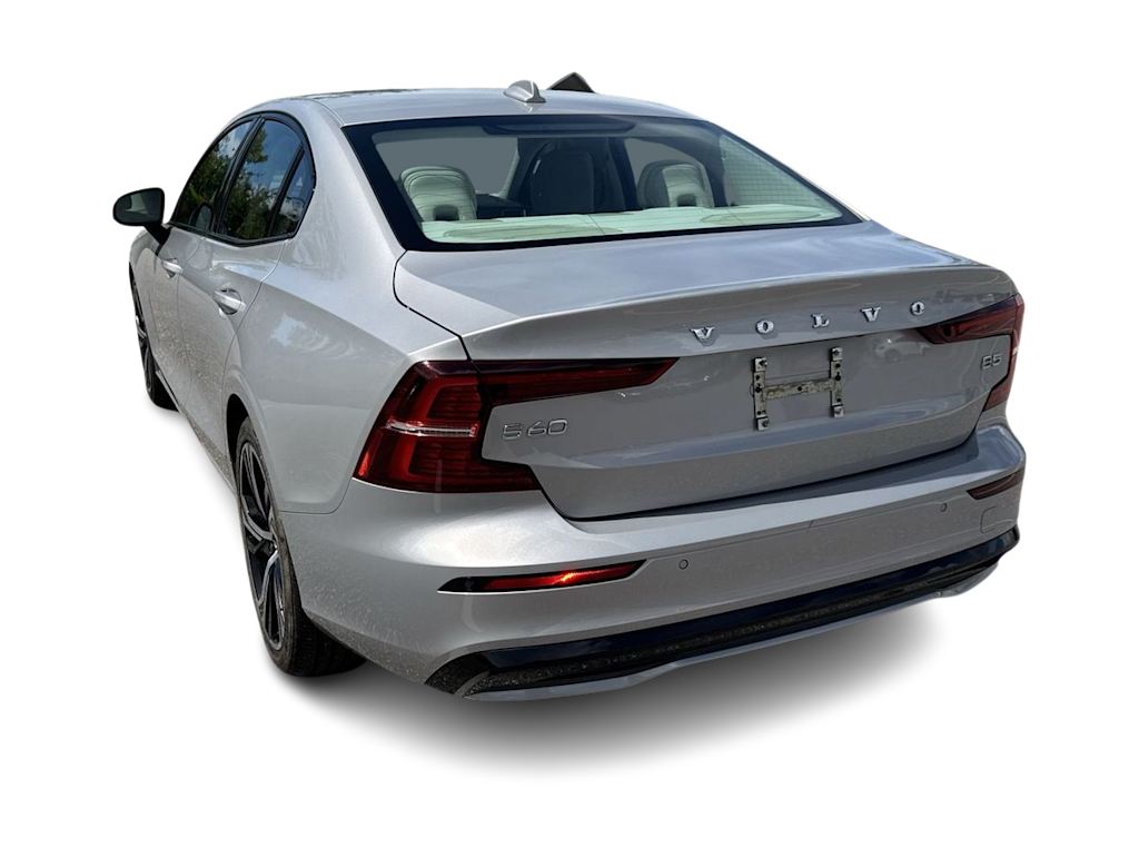 Thumbnail: 2024 Volvo S60 - 22
