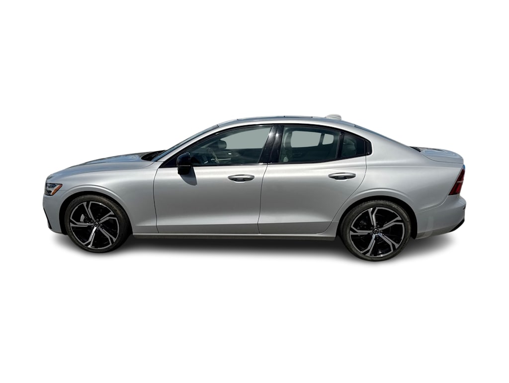 Thumbnail: 2024 Volvo S60 - 22