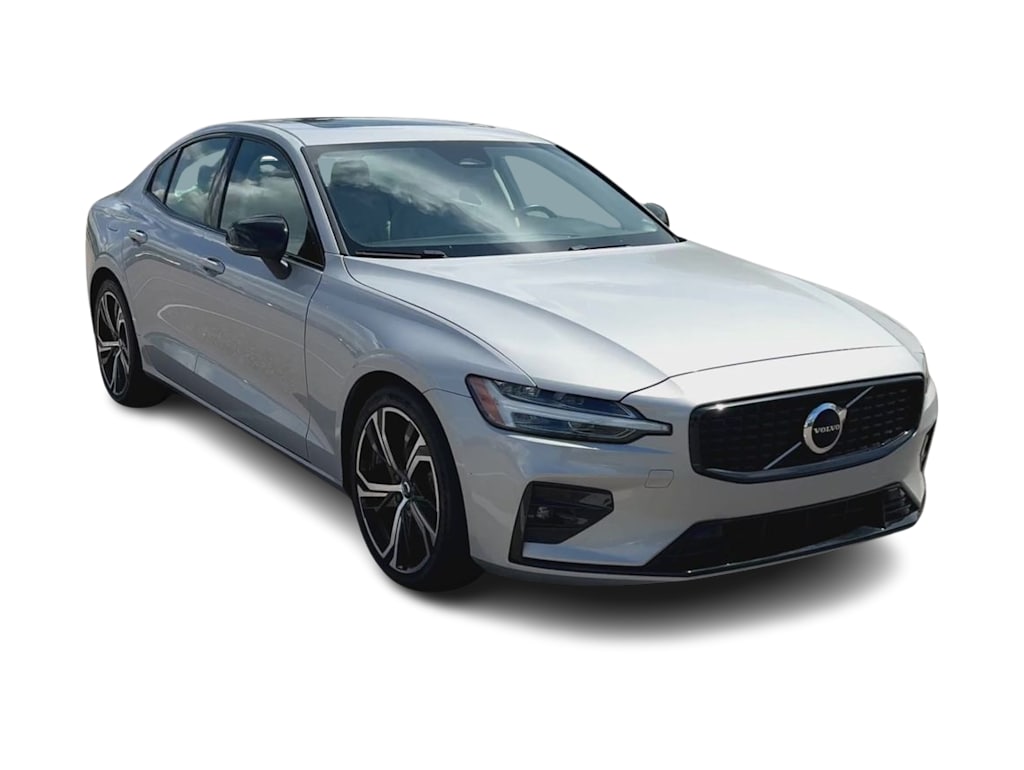 Thumbnail: 2024 Volvo S60 - 17