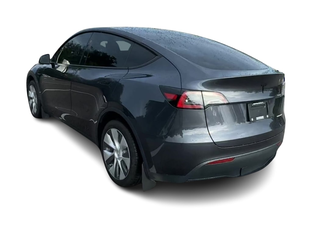 Thumbnail: 2024 Tesla Model Y - 4