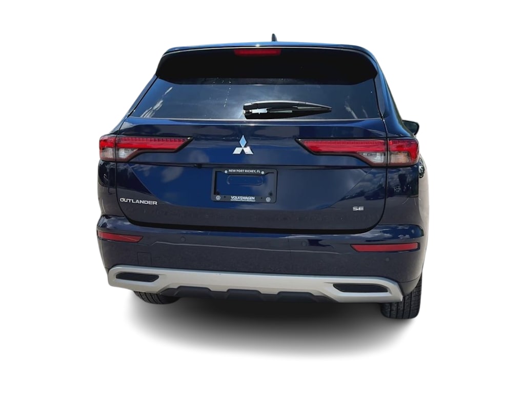 Thumbnail: 2024 Mitsubishi Outlander - 5