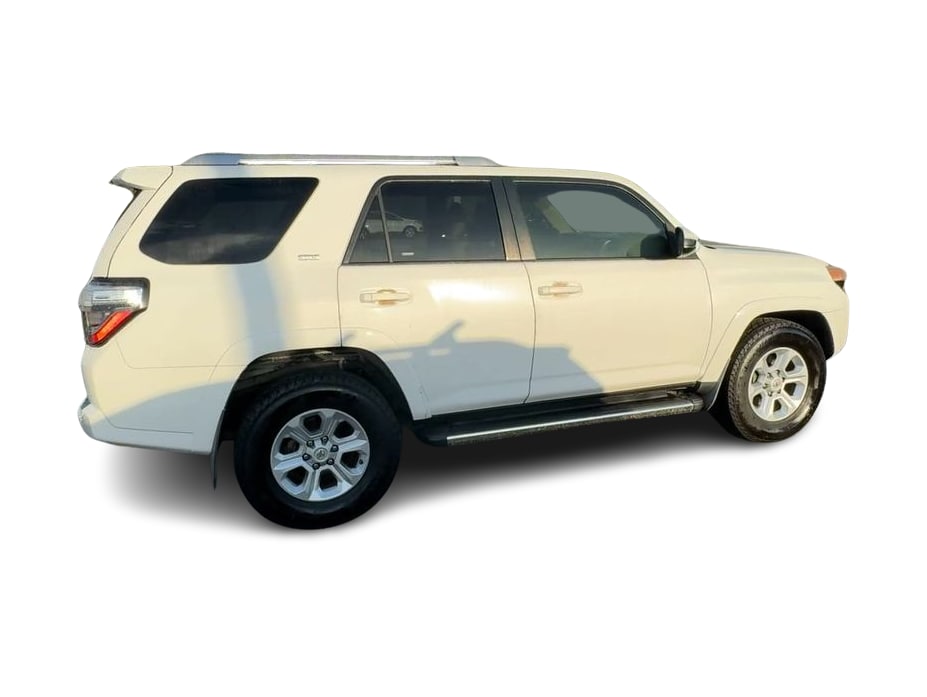 Thumbnail: 2016 Toyota 4Runner - 21