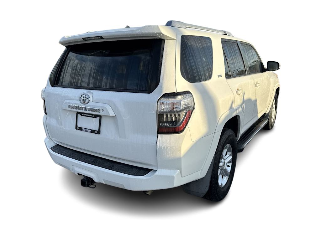 Thumbnail: 2016 Toyota 4Runner - 25