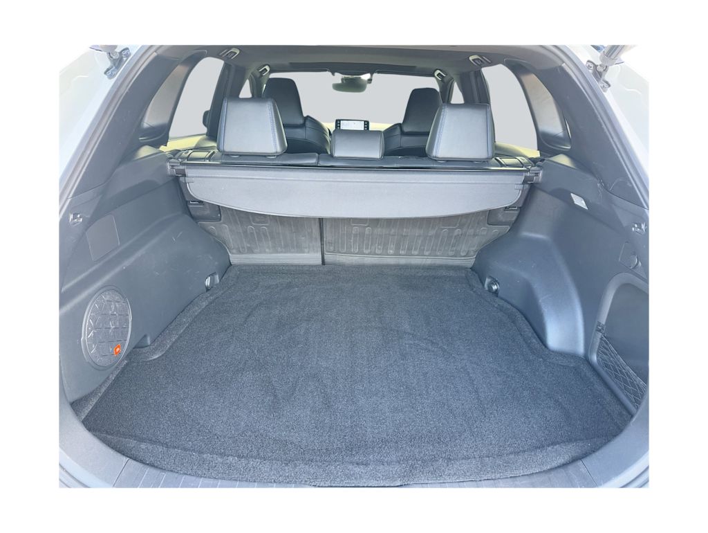 Thumbnail: 2021 Toyota RAV4 - 16