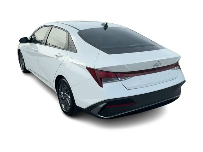 Thumbnail: 2024 Hyundai Elantra - 20
