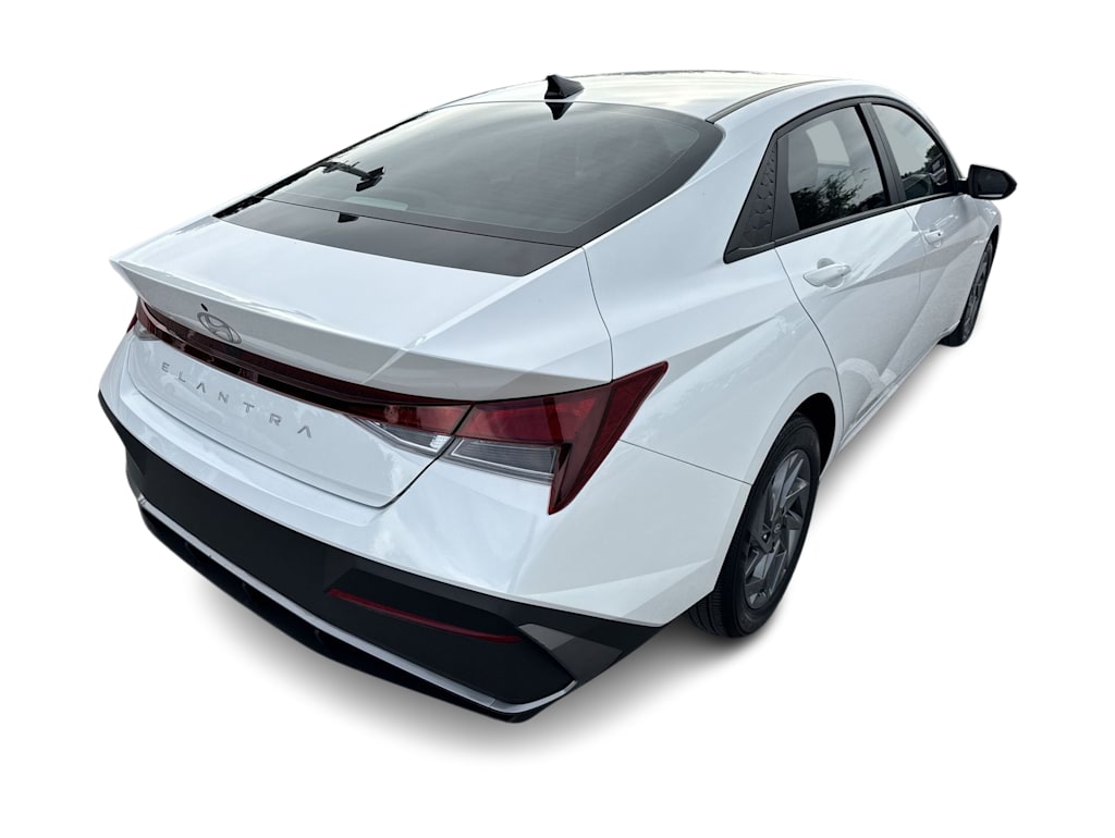 Thumbnail: 2024 Hyundai Elantra - 26