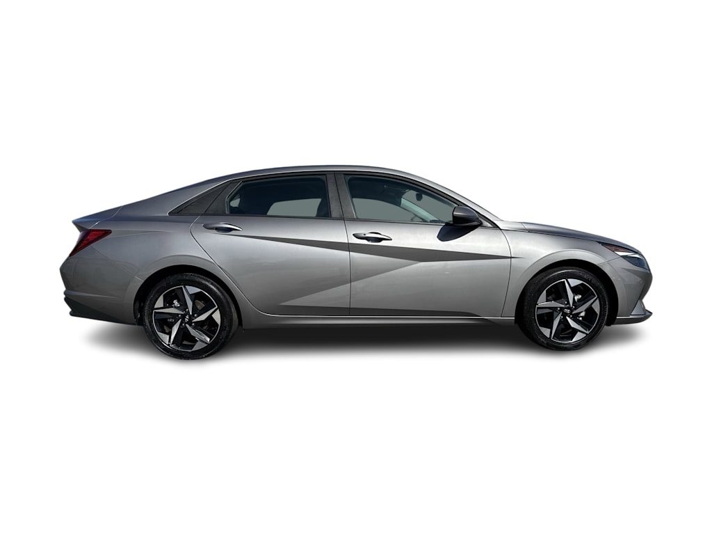 Thumbnail: 2023 Hyundai Elantra - 22