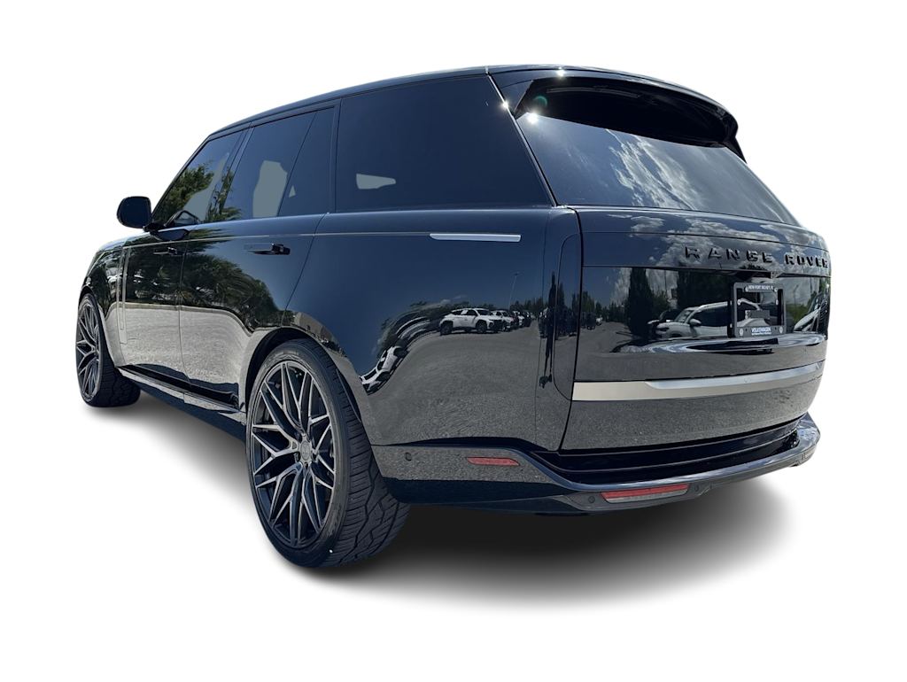 Thumbnail: 2023 Land Rover Range Rover - 4