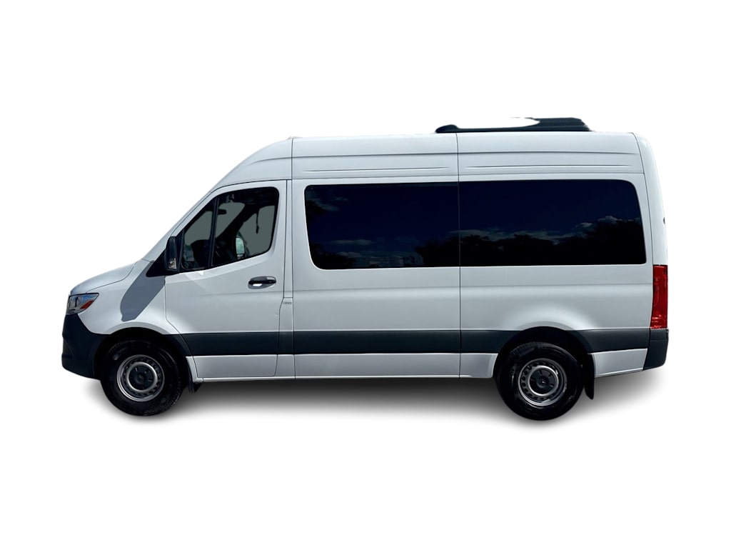 Thumbnail: 2024 Mercedes-Benz Sprinter - 21