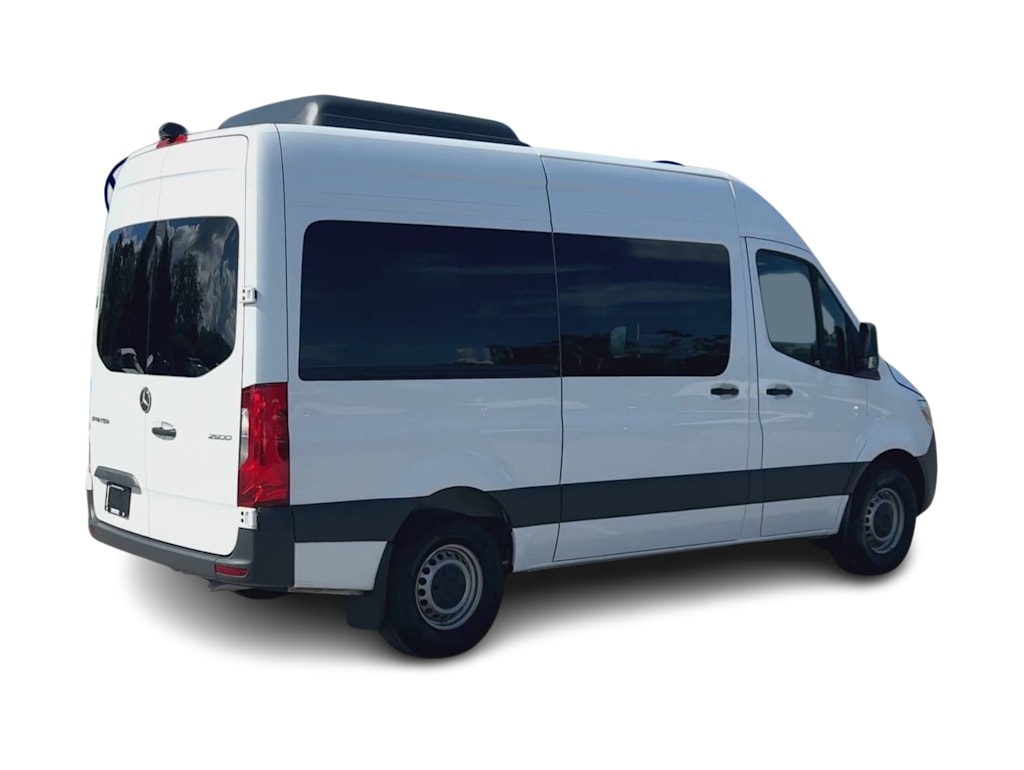 Thumbnail: 2024 Mercedes-Benz Sprinter - 19