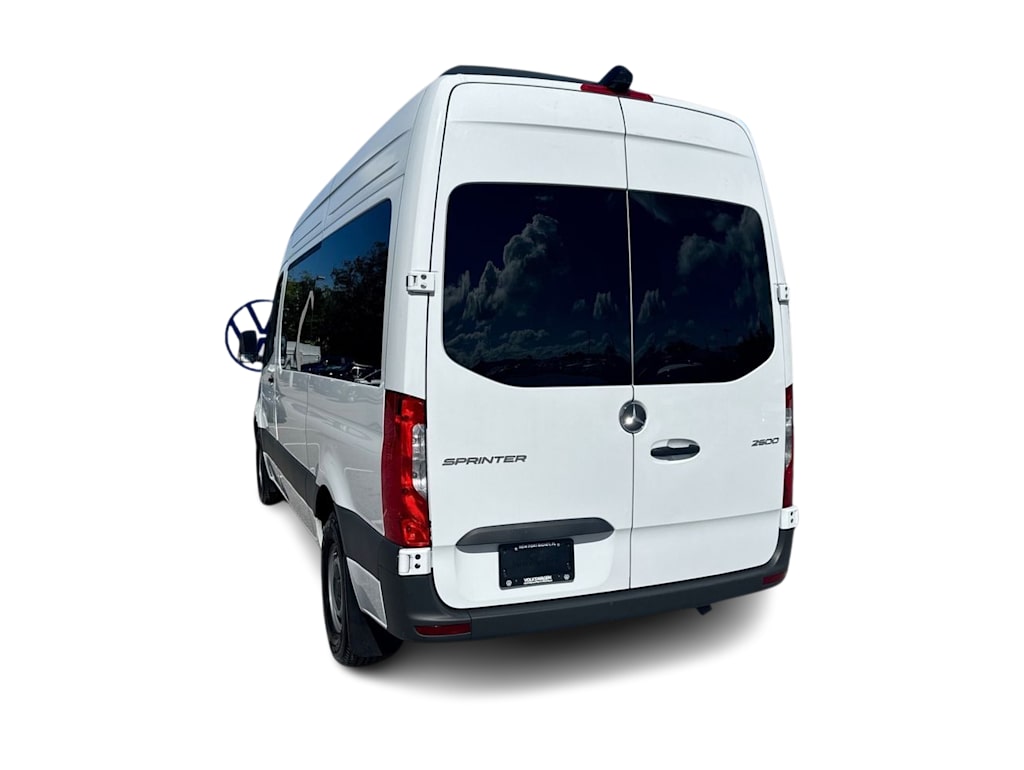 Thumbnail: 2024 Mercedes-Benz Sprinter - 22