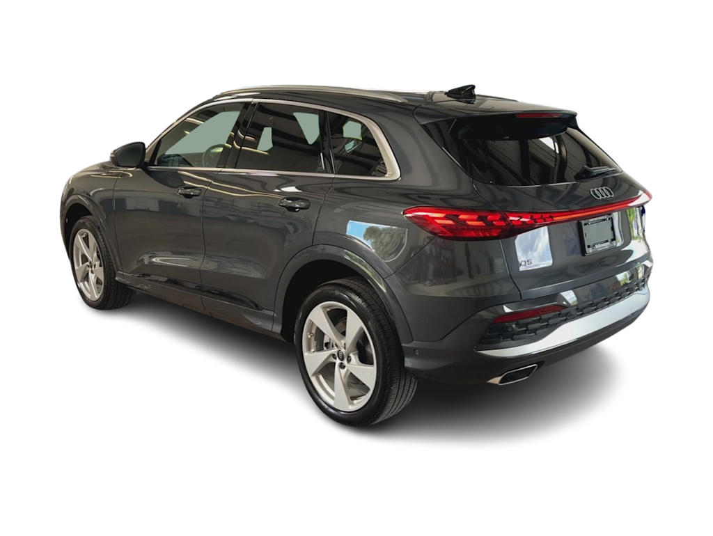 Thumbnail: 2025 Audi Q5 - 3