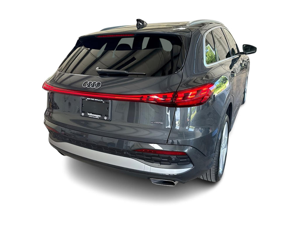 Thumbnail: 2025 Audi Q5 - 15
