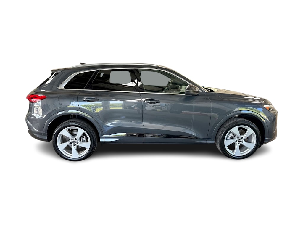 Thumbnail: 2025 Audi Q5 - 27
