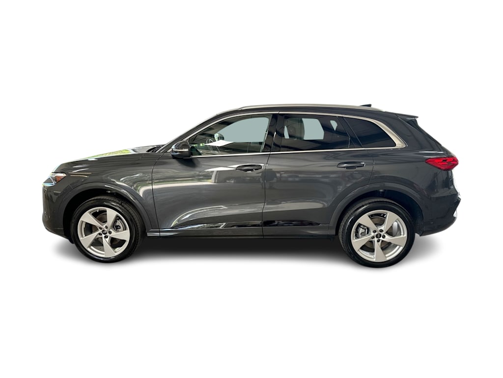 Thumbnail: 2025 Audi Q5 - 23