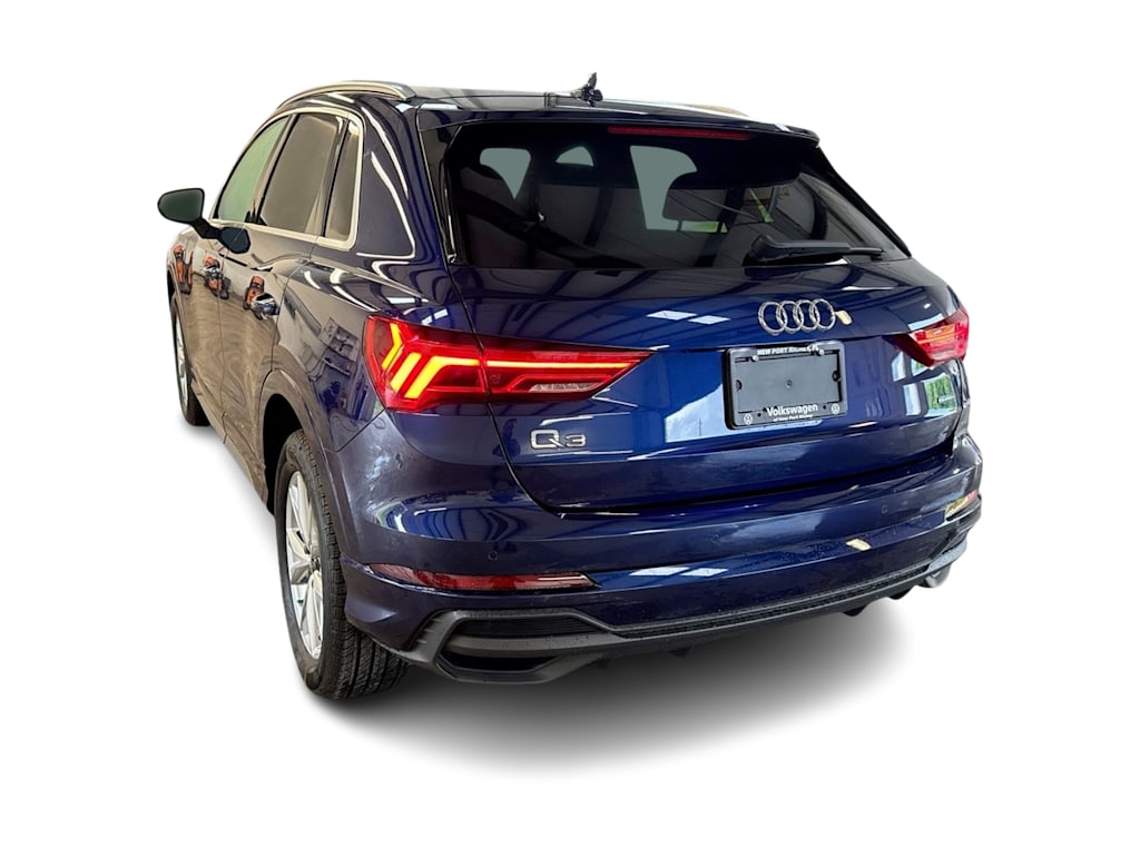 Thumbnail: 2023 Audi Q3 - 25