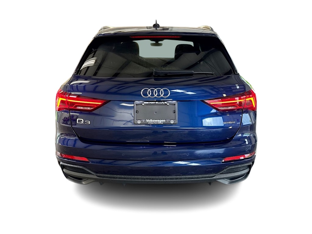 Thumbnail: 2023 Audi Q3 - 5