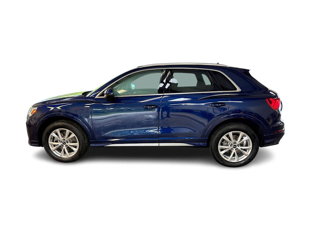 Thumbnail: 2023 Audi Q3 - 24