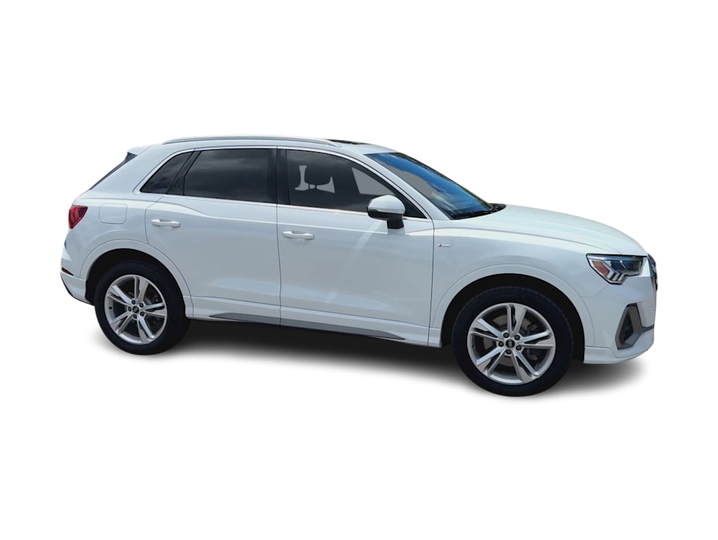 Thumbnail: 2023 Audi Q3 - 23