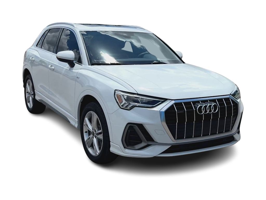 Thumbnail: 2023 Audi Q3 - 20