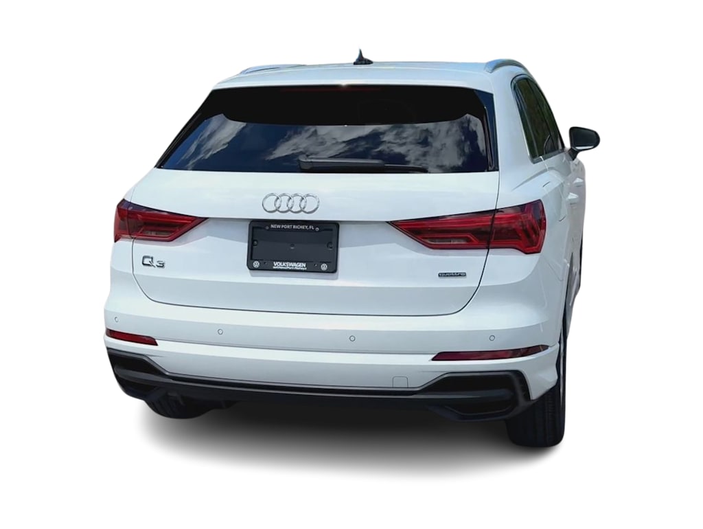 Thumbnail: 2023 Audi Q3 - 5