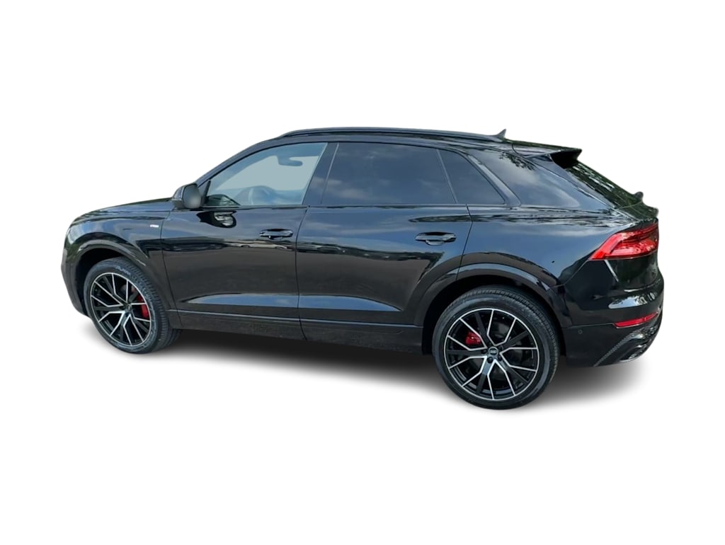 Thumbnail: 2022 Audi Q8 - 21