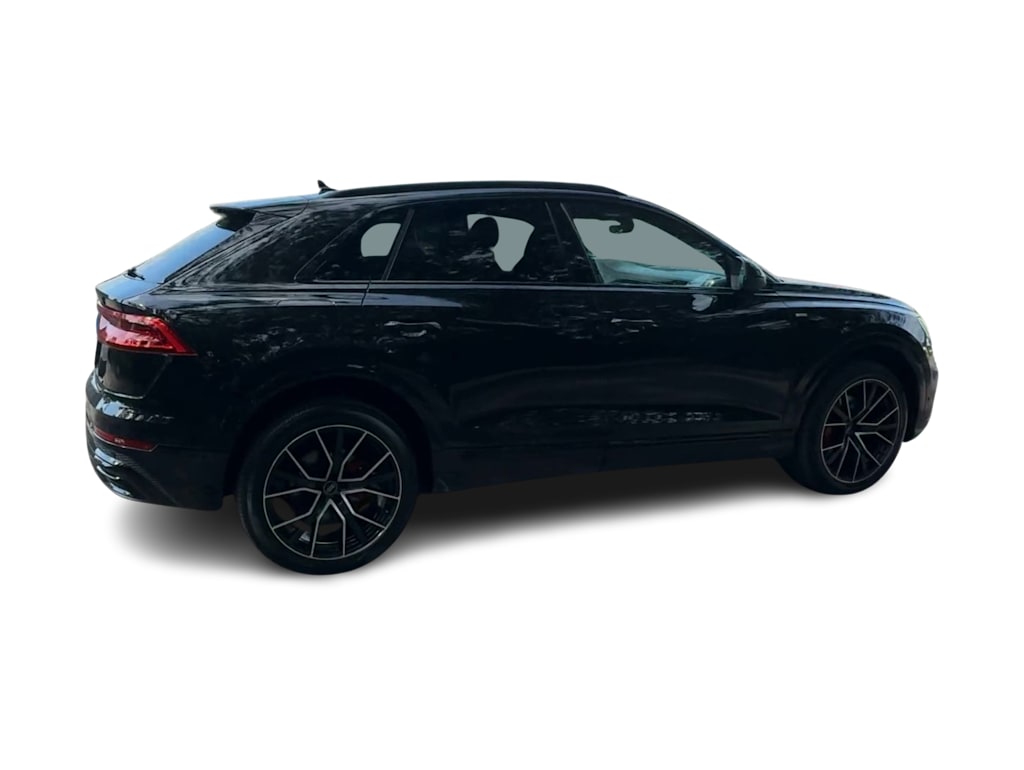 Thumbnail: 2022 Audi Q8 - 23