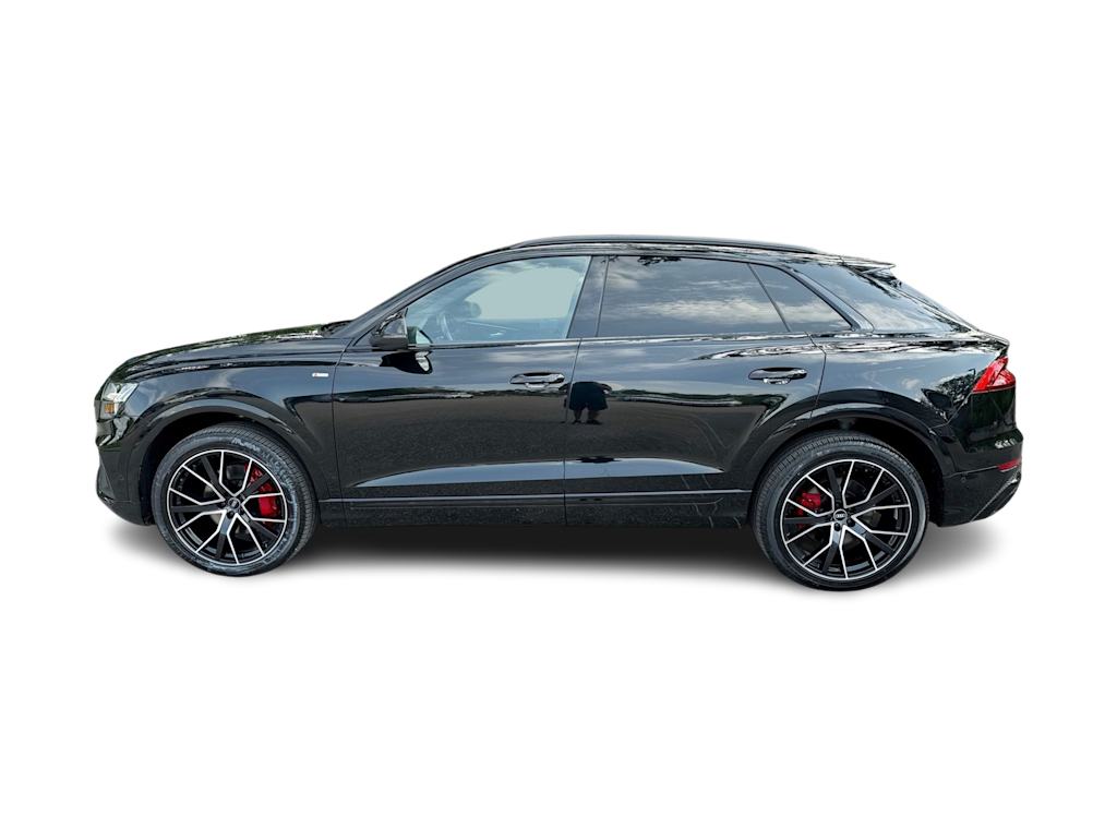 Thumbnail: 2022 Audi Q8 - 26