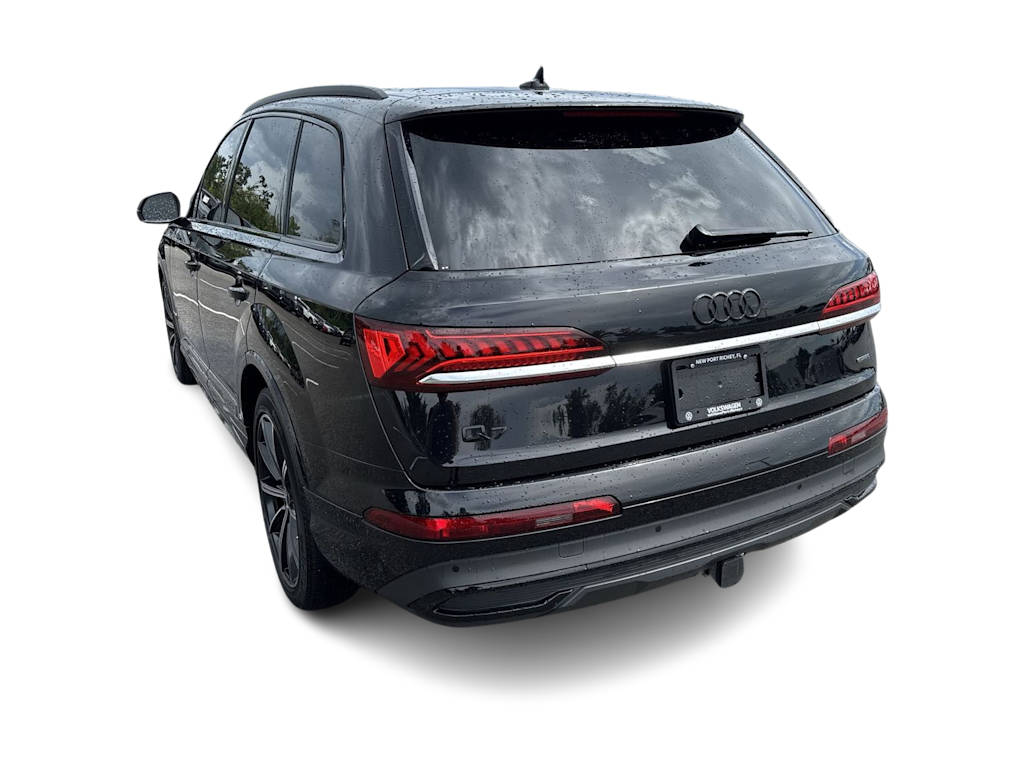 Thumbnail: 2021 Audi Q7 - 27