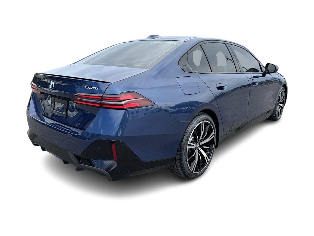 Thumbnail: 2024 BMW 5 Series - 19