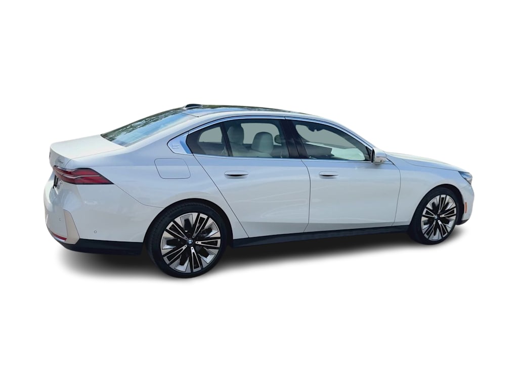 Thumbnail: 2026 BMW 5 Series - 20