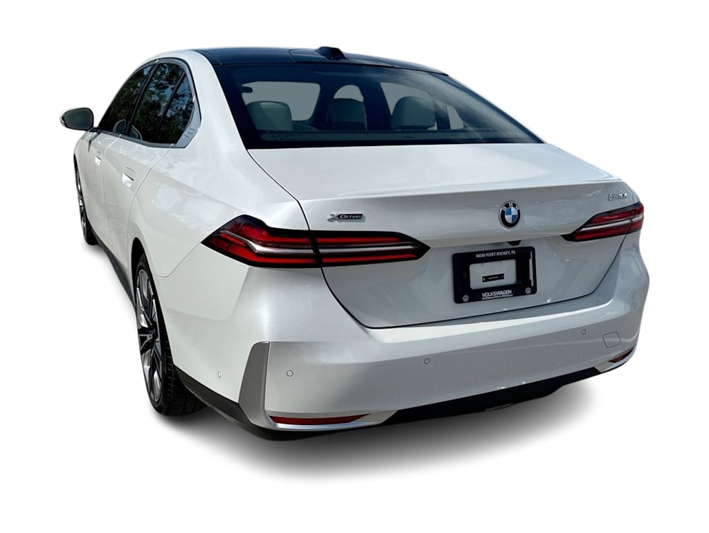 Thumbnail: 2026 BMW 5 Series - 24