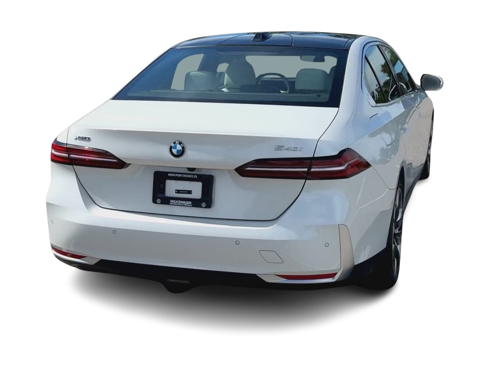 Thumbnail: 2026 BMW 5 Series - 20