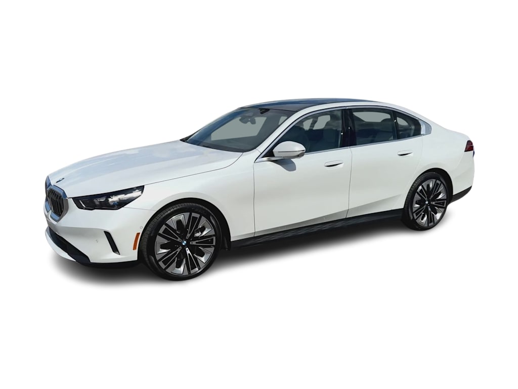 Thumbnail: 2026 BMW 5 Series - 3