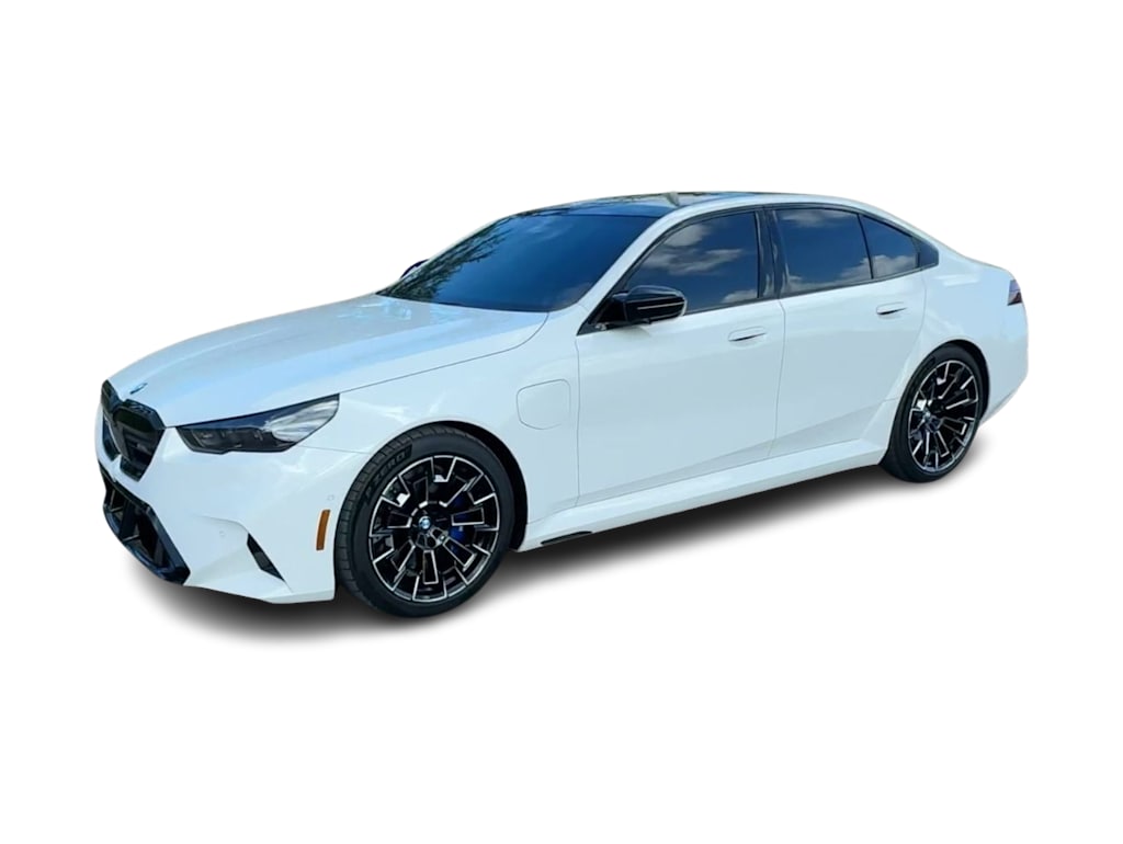 Thumbnail: 2025 BMW M5 - 3