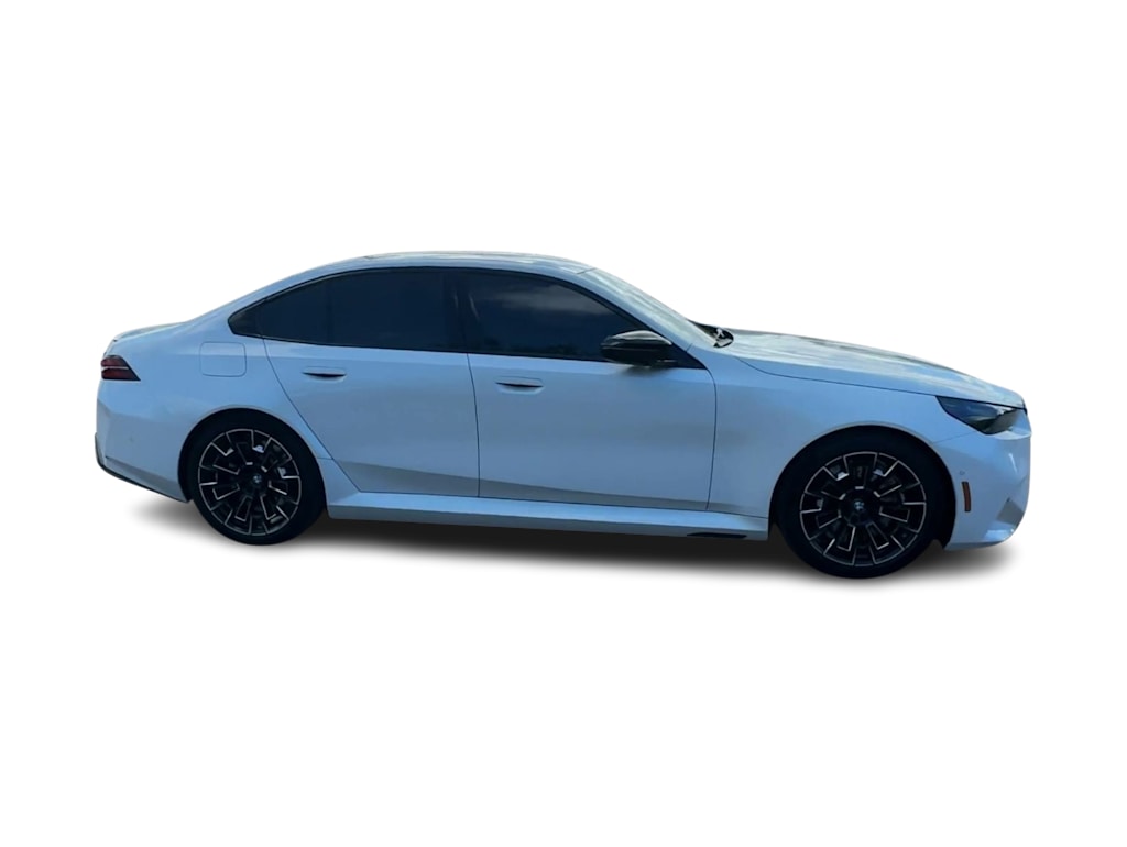 Thumbnail: 2025 BMW M5 - 20