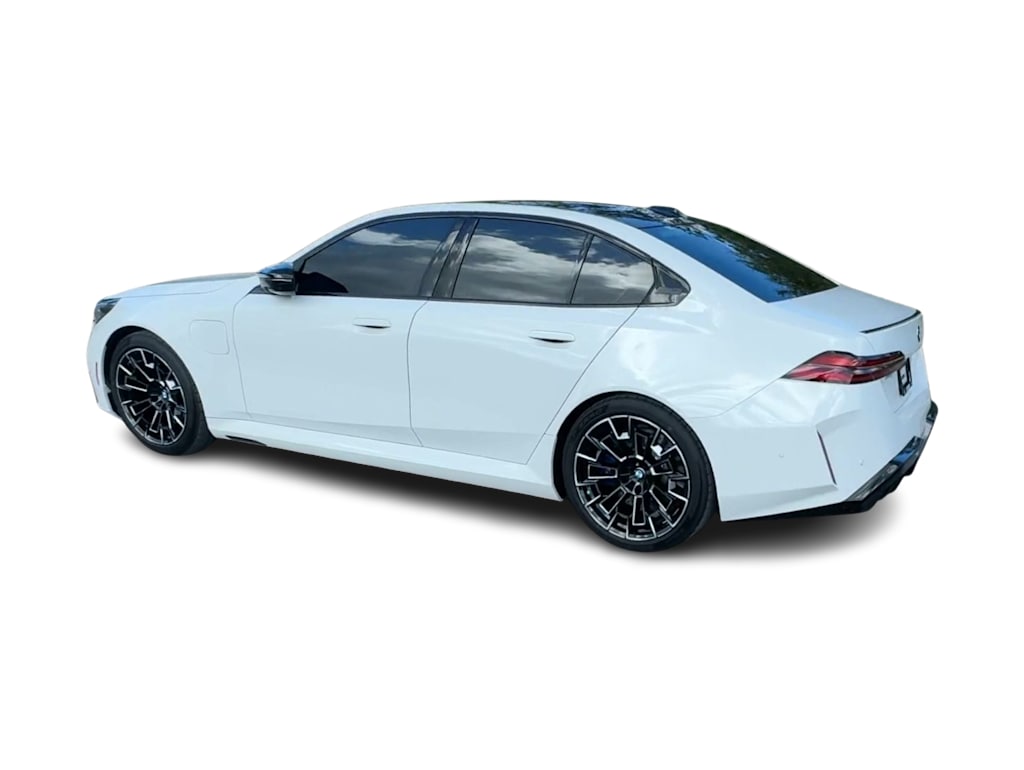 Thumbnail: 2025 BMW M5 - 18