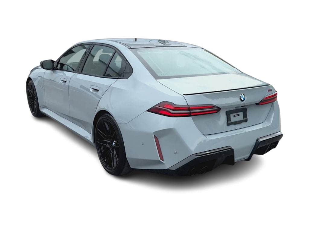 Thumbnail: 2026 BMW M5 - 4